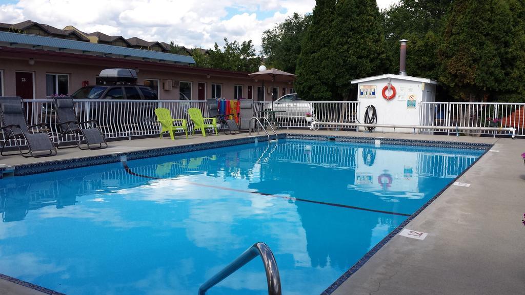 Swiss Sunset Inn Penticton Luaran gambar