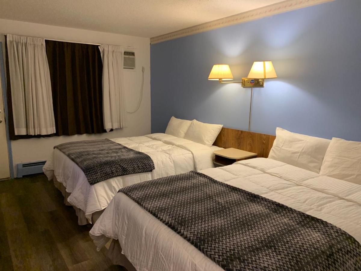 Swiss Sunset Inn Penticton Luaran gambar