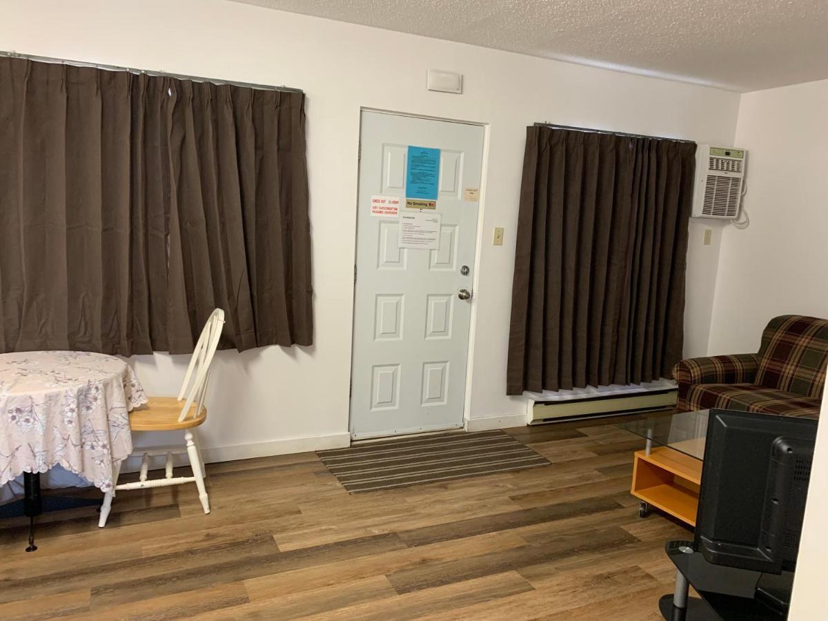 Swiss Sunset Inn Penticton Luaran gambar