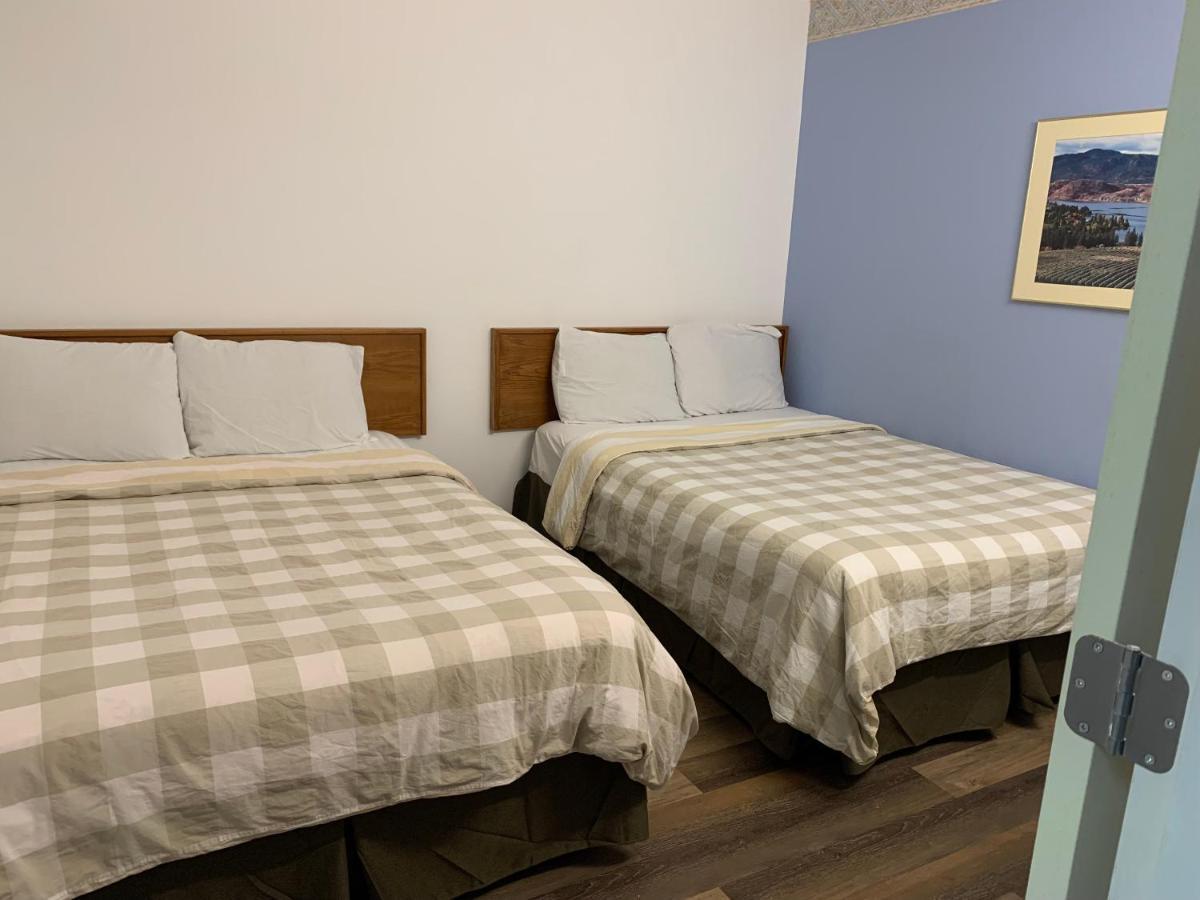 Swiss Sunset Inn Penticton Luaran gambar