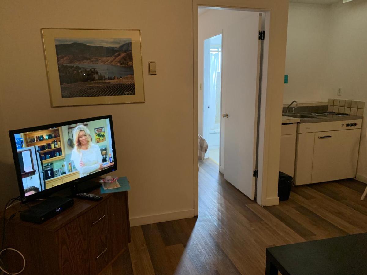 Swiss Sunset Inn Penticton Luaran gambar