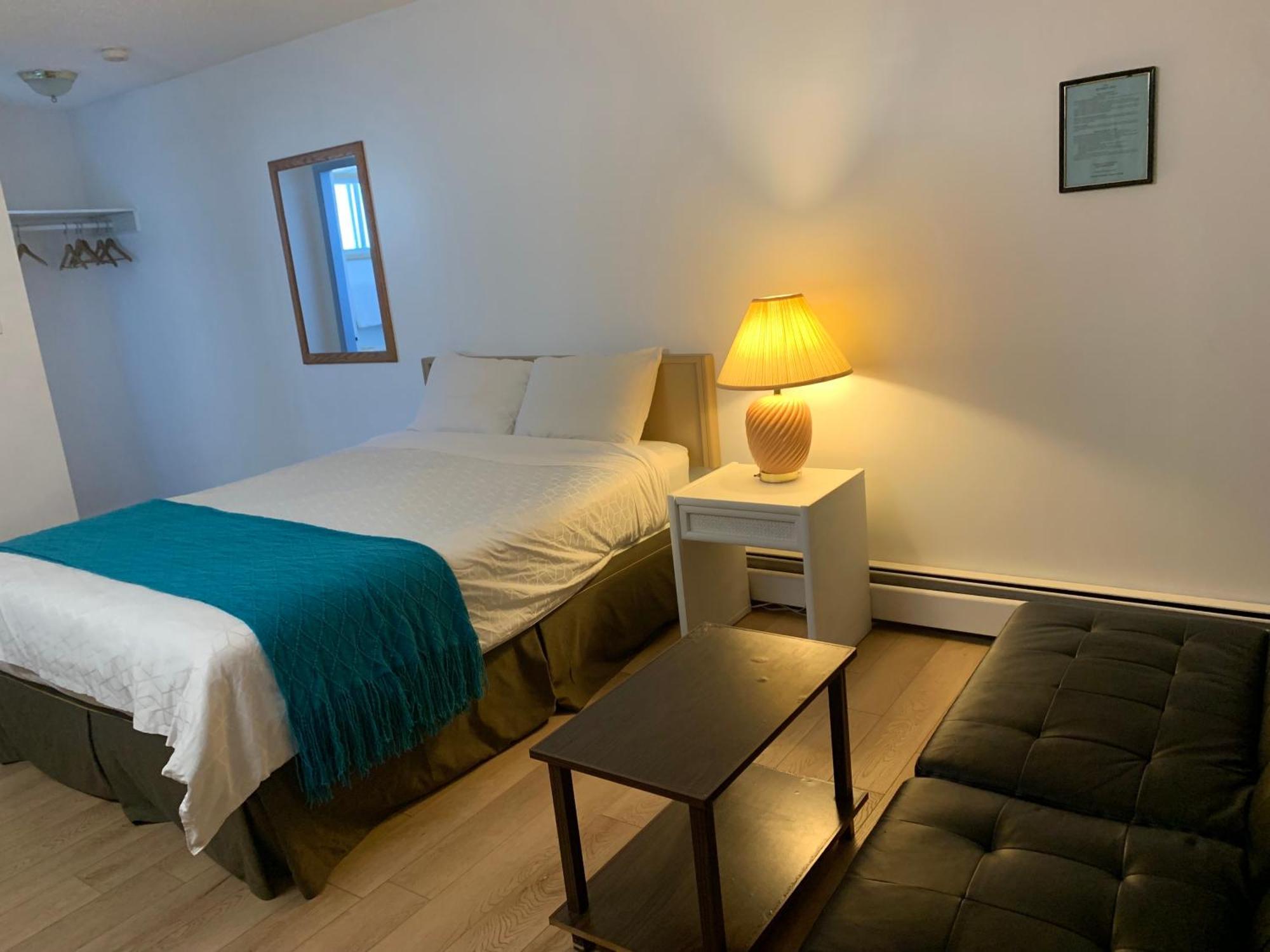 Swiss Sunset Inn Penticton Luaran gambar